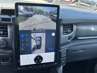 2025 Ford F-150 Lightning Flash™