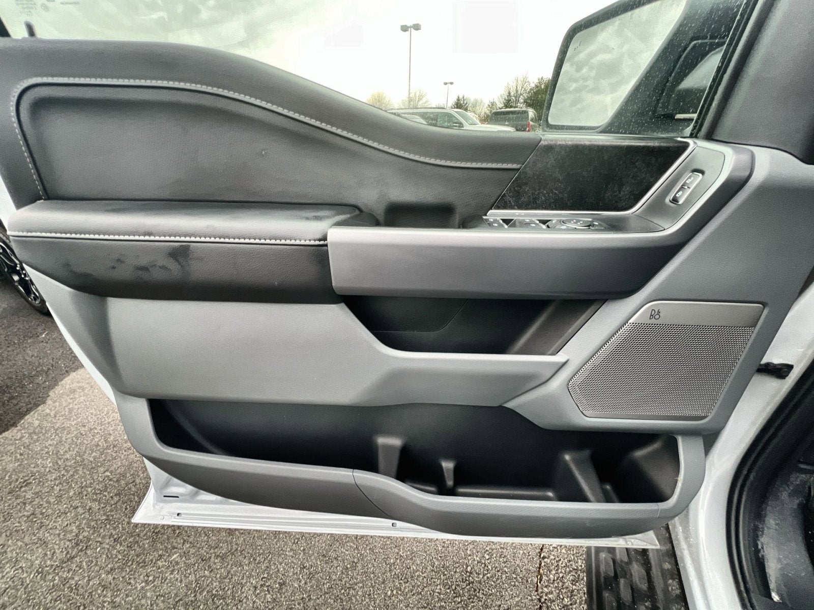 2025 Ford F-150 Lightning Flash™