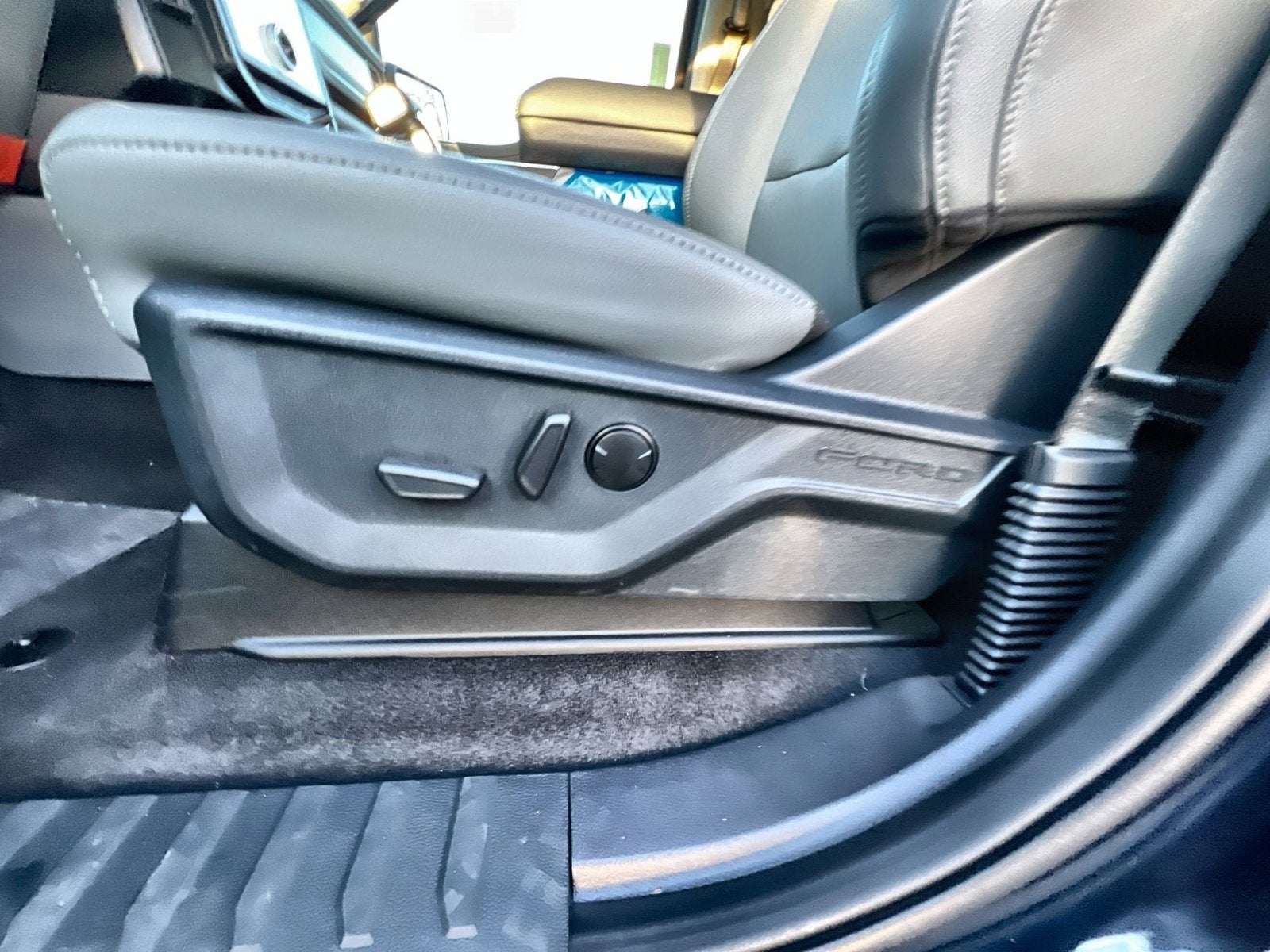 2025 Ford F-150 Lightning Flash™