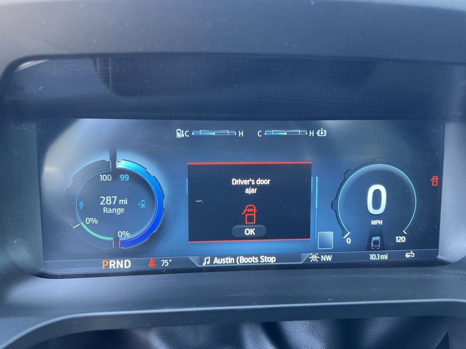 2025 Ford F-150 Lightning Flash™