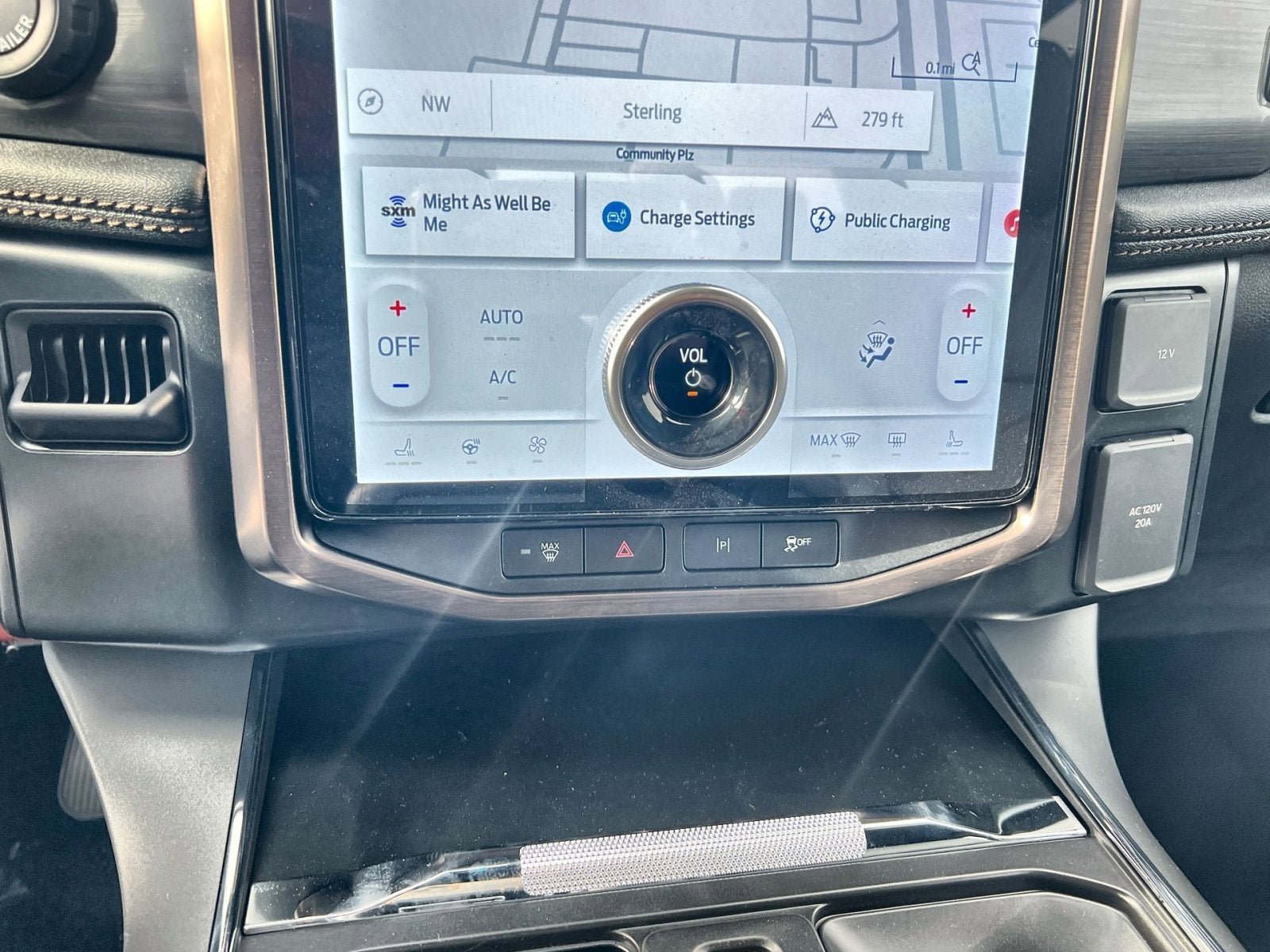 2025 Ford F-150 Lightning Lariat®