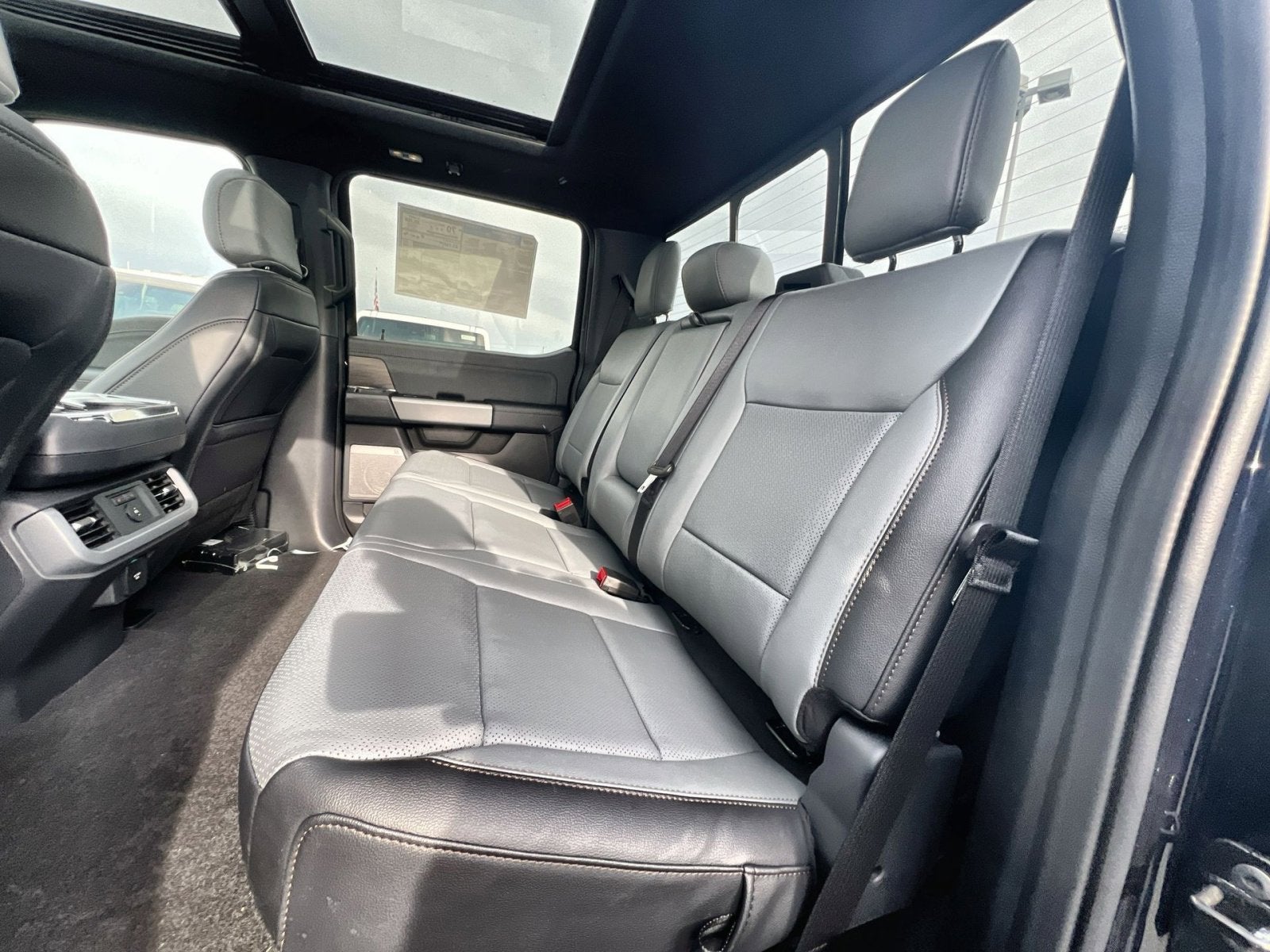 2025 Ford F-150 Lightning Lariat®