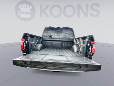 2025 Ford F-150 Lightning Lariat®