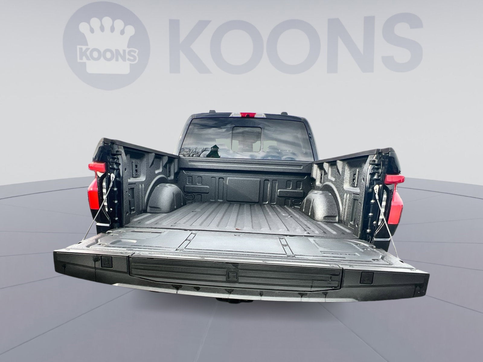 2025 Ford F-150 Lightning Lariat®