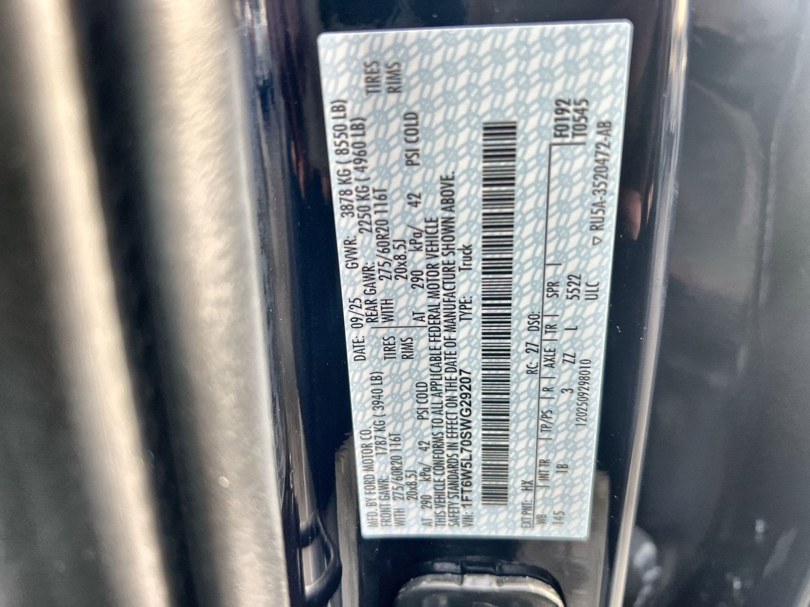 2025 Ford F-150 Lightning Lariat®