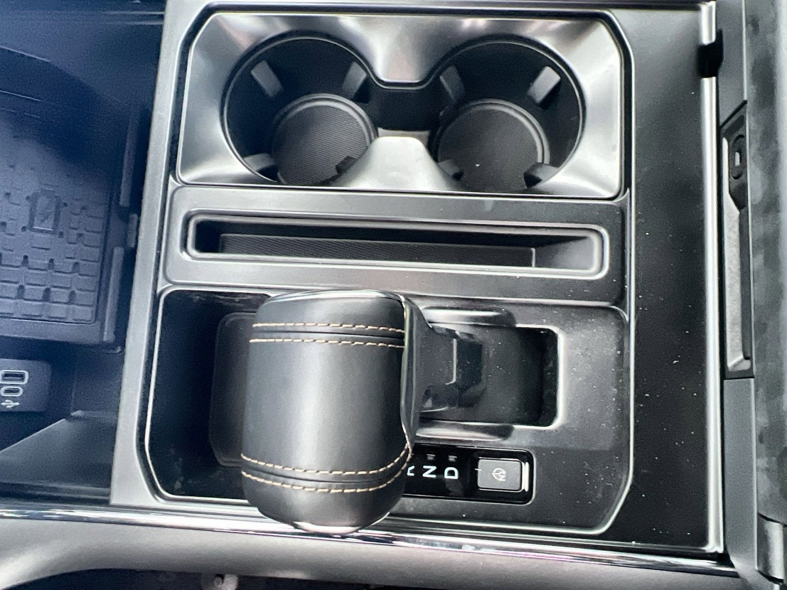 2025 Ford F-150 Lightning Lariat®