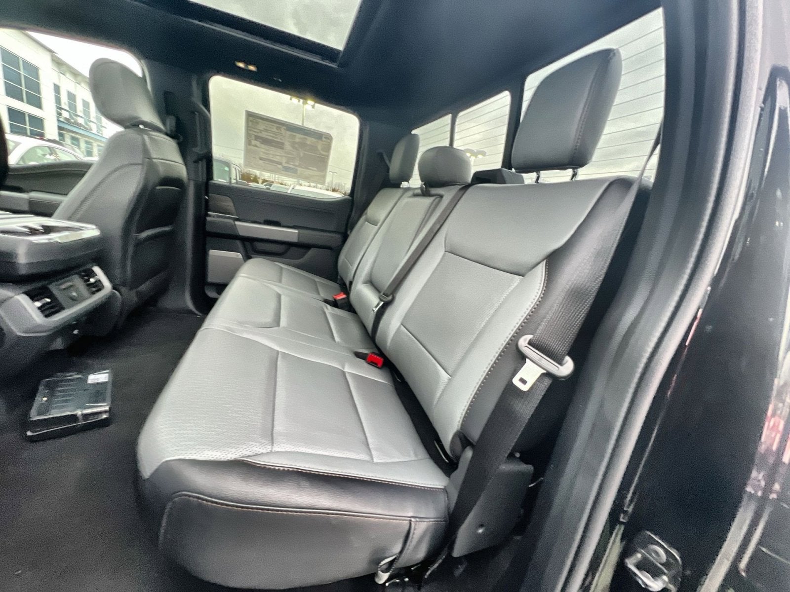 2025 Ford F-150 Lightning Lariat®