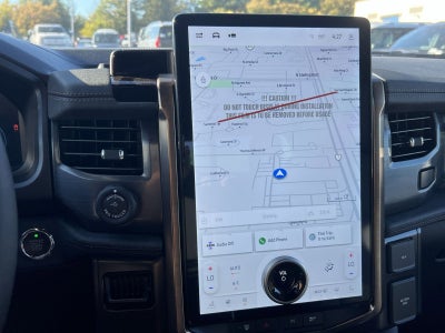 2025 Ford F-150 Lightning Lariat®