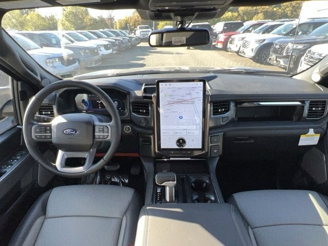 2025 Ford F-150 Lightning Lariat®