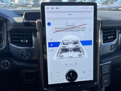 2025 Ford F-150 Lightning Lariat®