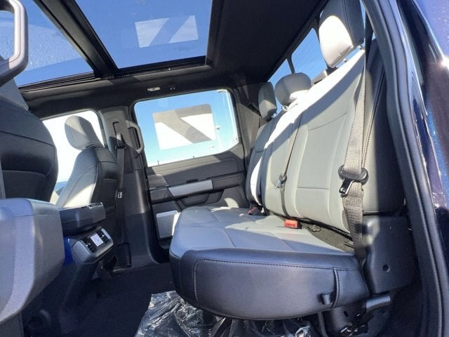 2025 Ford F-150 Lightning Lariat®