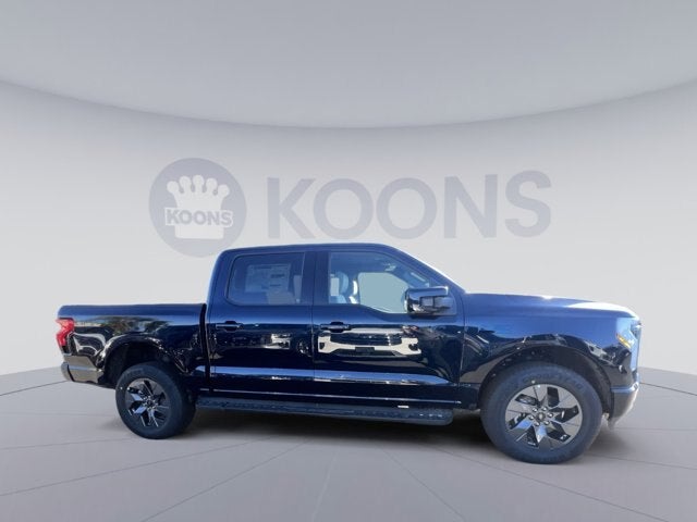 2025 Ford F-150 Lightning Lariat®