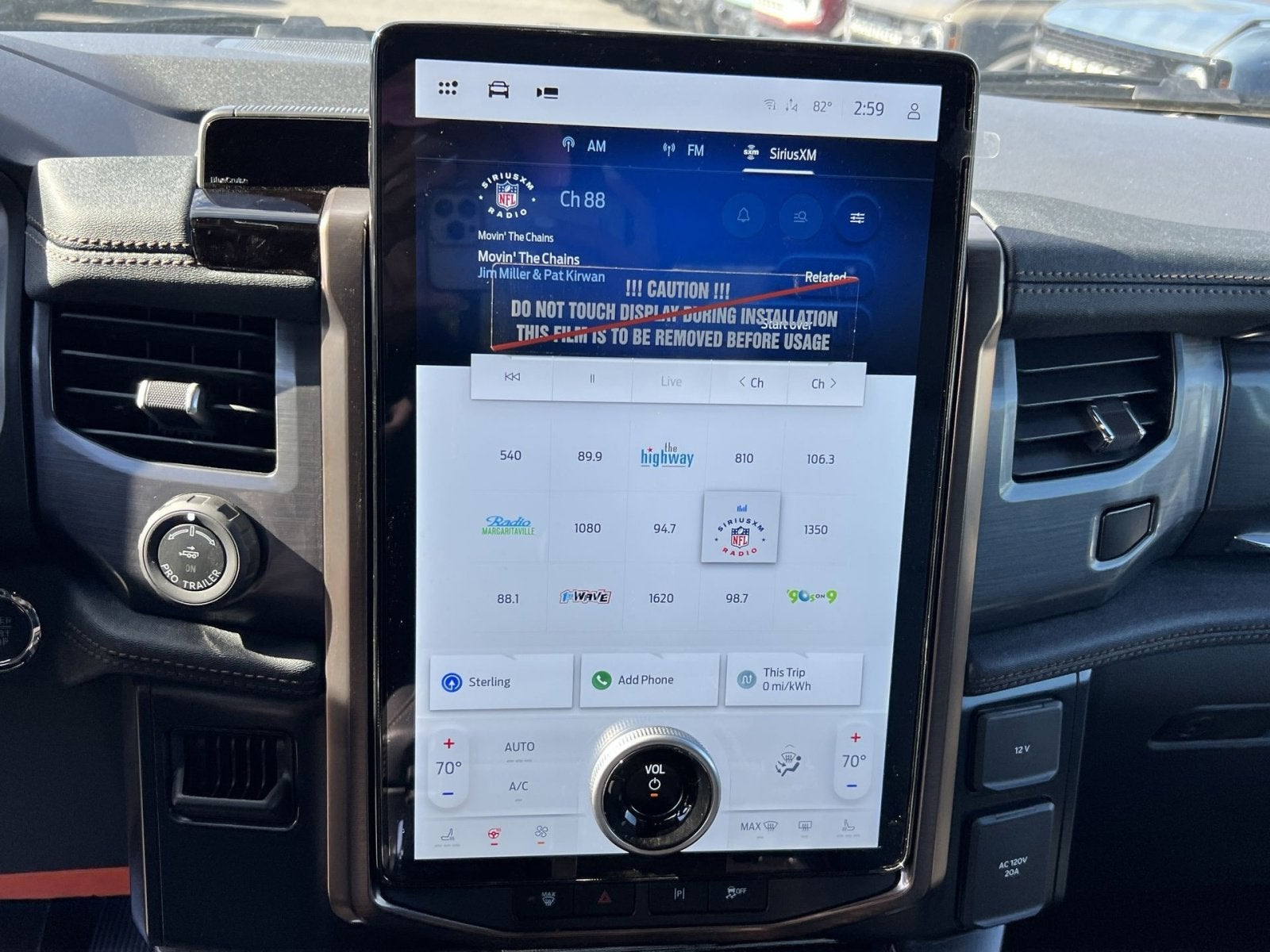 2025 Ford F-150 Lightning Lariat®