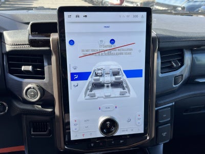 2025 Ford F-150 Lightning Lariat®