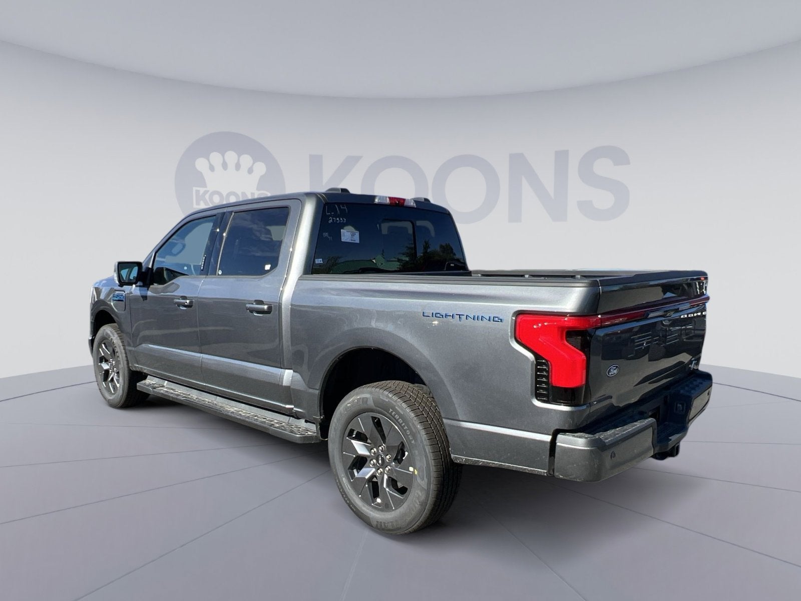 2025 Ford F-150 Lightning Lariat®