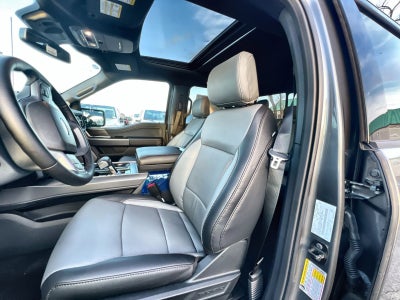 2025 Ford F-150 Lightning Lariat®