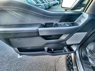 2025 Ford F-150 Lightning Lariat®