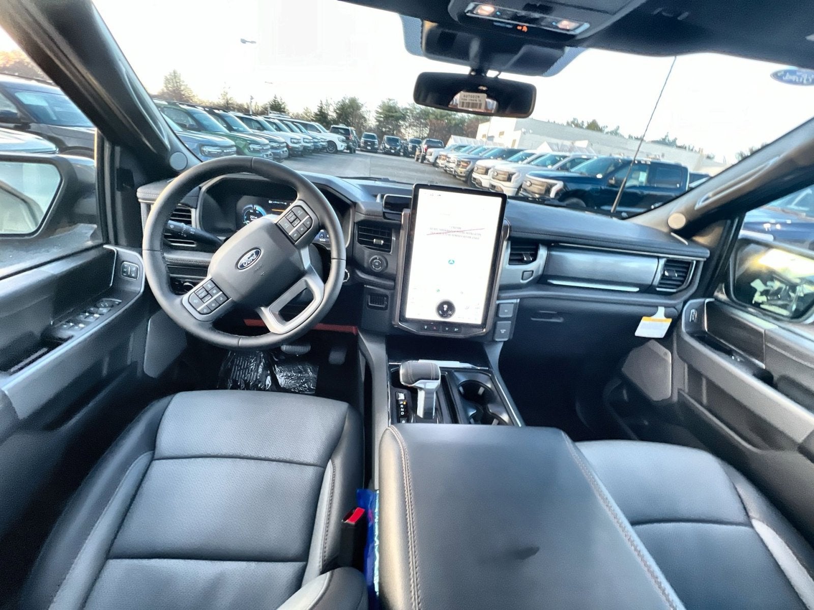 2025 Ford F-150 Lightning Lariat®