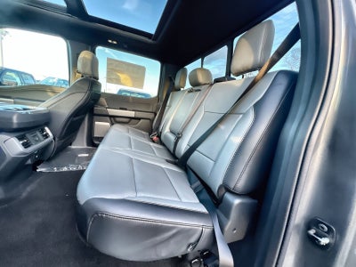 2025 Ford F-150 Lightning Lariat®