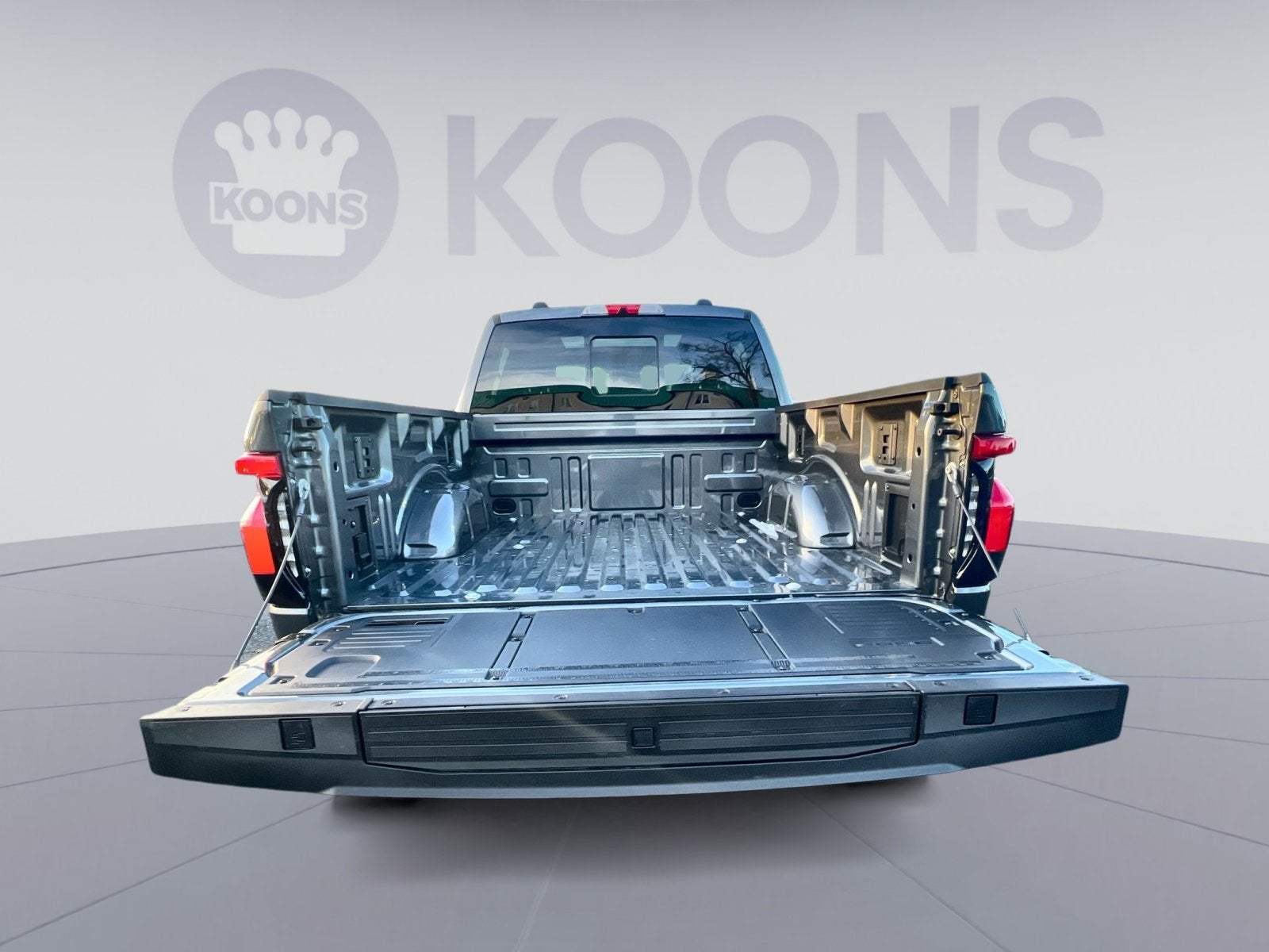 2025 Ford F-150 Lightning Lariat®