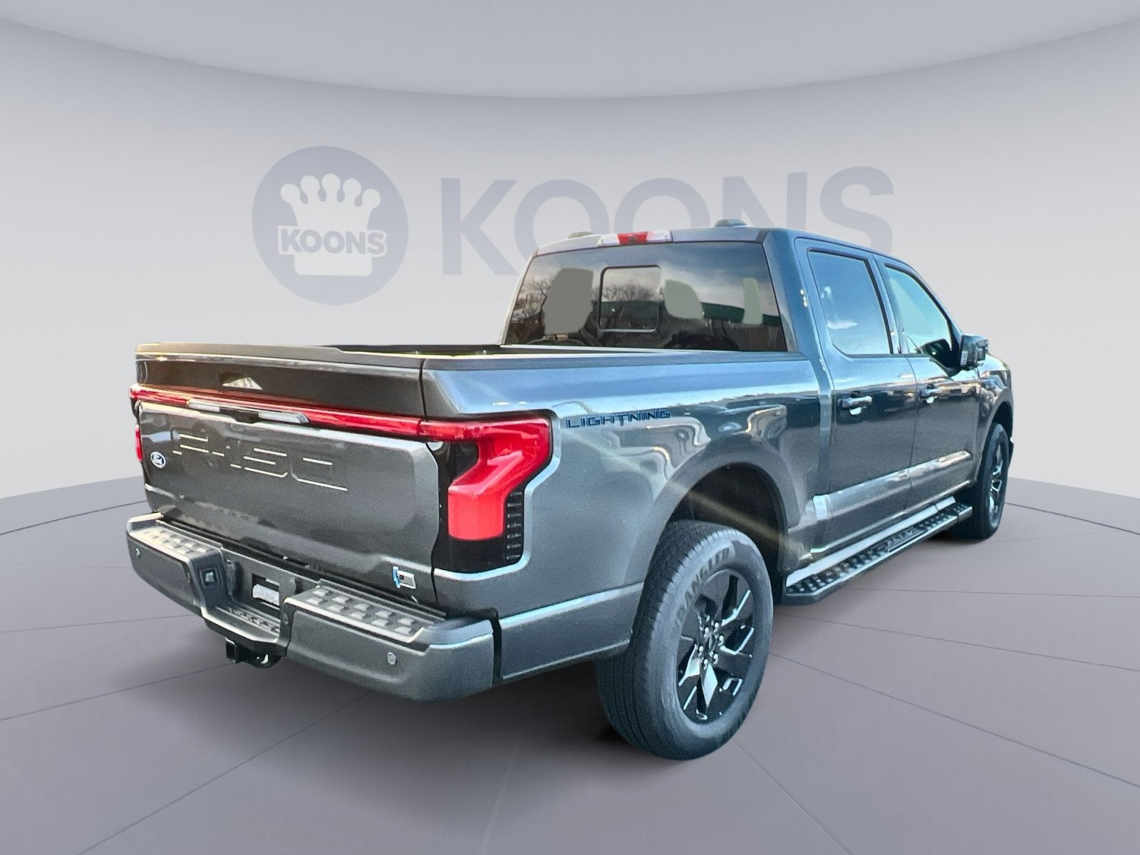 2025 Ford F-150 Lightning Lariat®