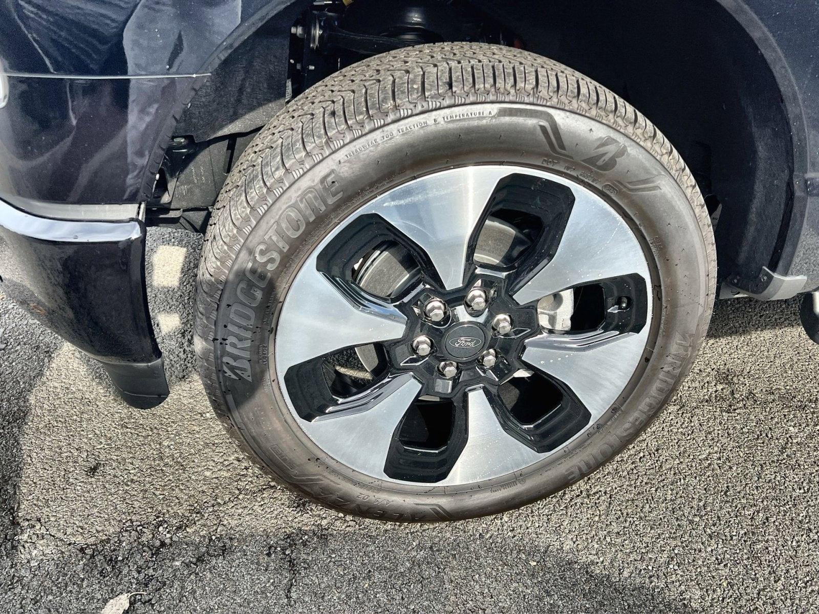 2025 Ford F-150 Lightning Platinum®