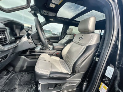 2025 Ford F-150 Lightning Platinum®