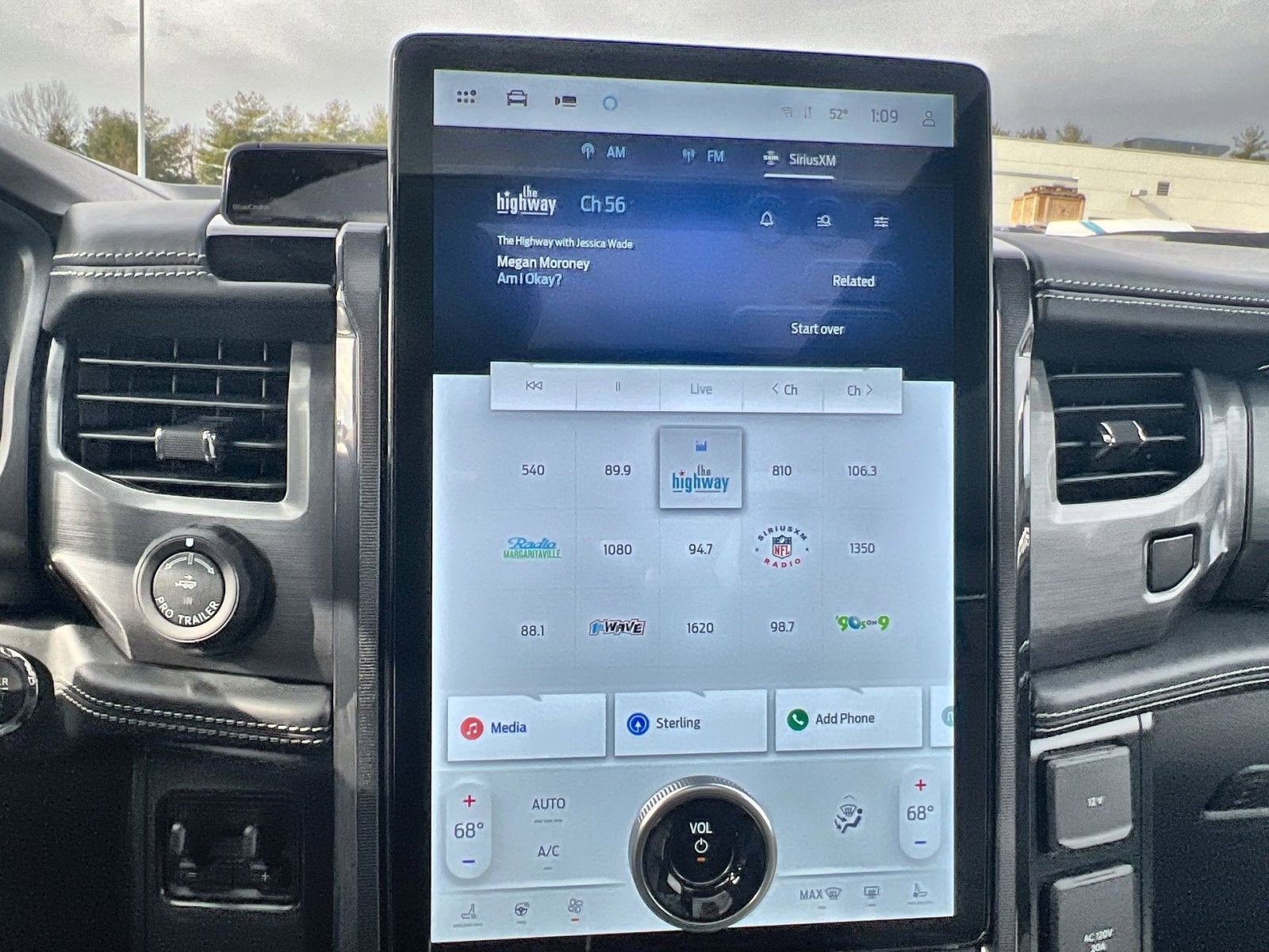 2025 Ford F-150 Lightning Platinum®