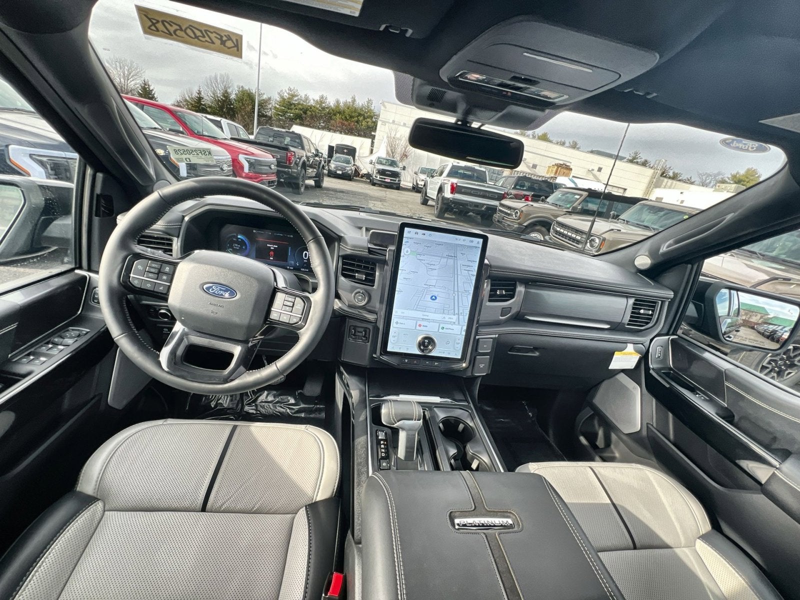 2025 Ford F-150 Lightning Platinum®