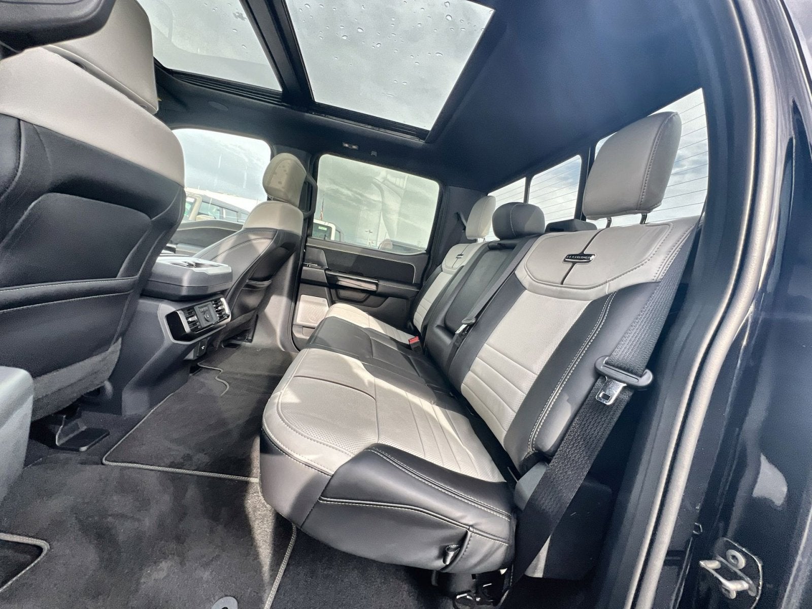 2025 Ford F-150 Lightning Platinum®