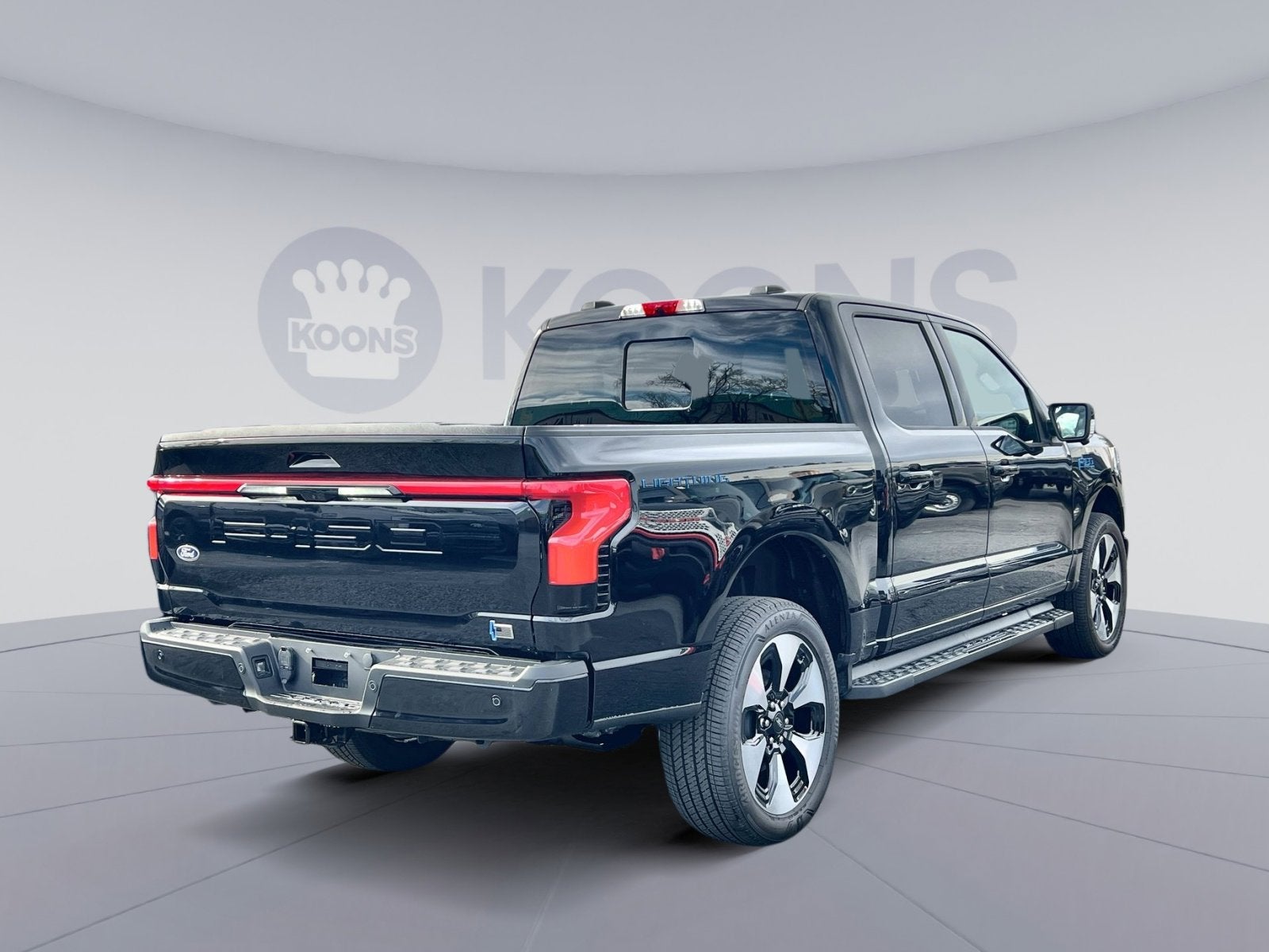 2025 Ford F-150 Lightning Platinum®
