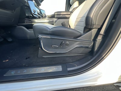 2025 Ford F-150 Lightning Platinum®