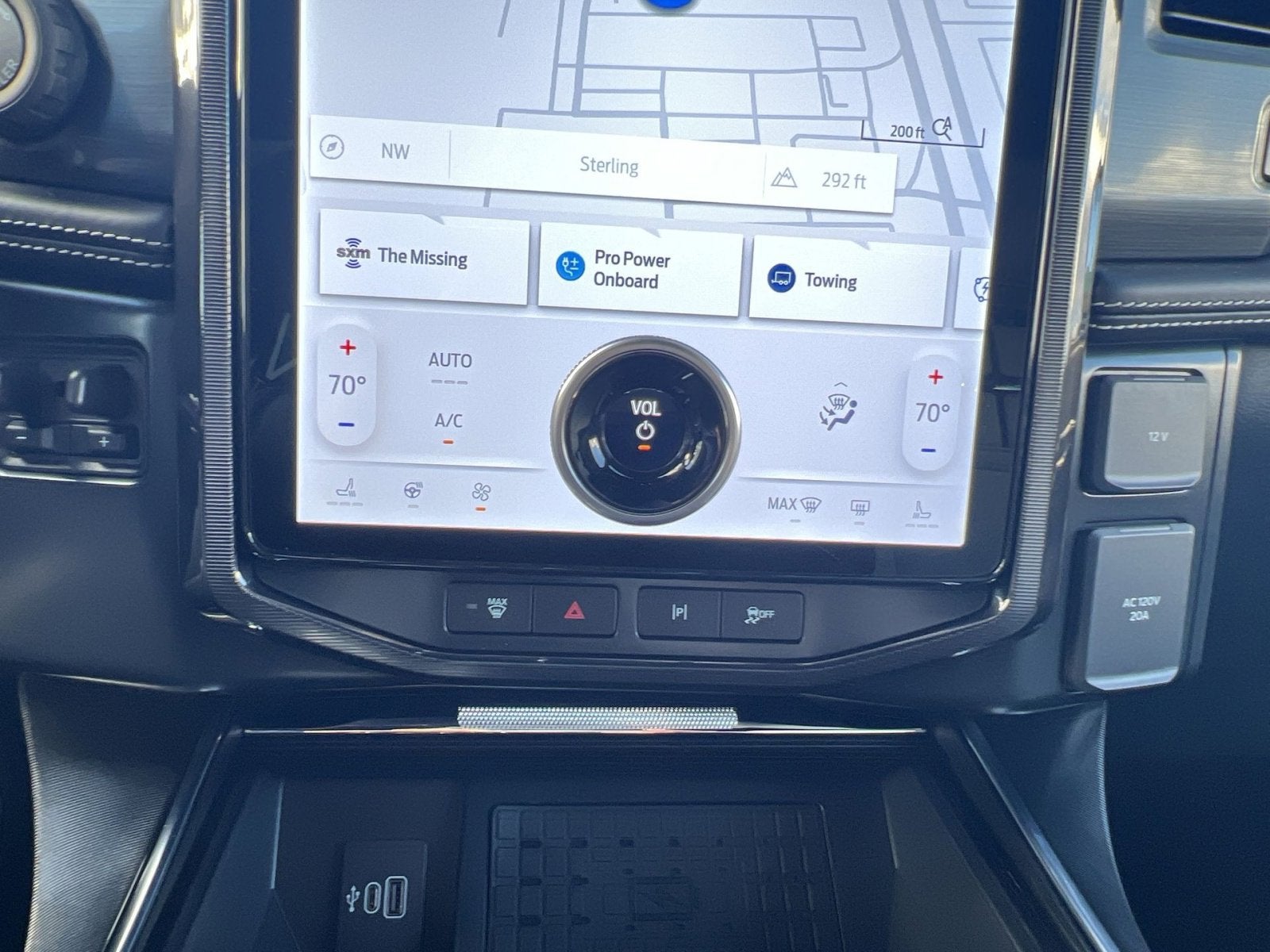 2025 Ford F-150 Lightning Platinum®