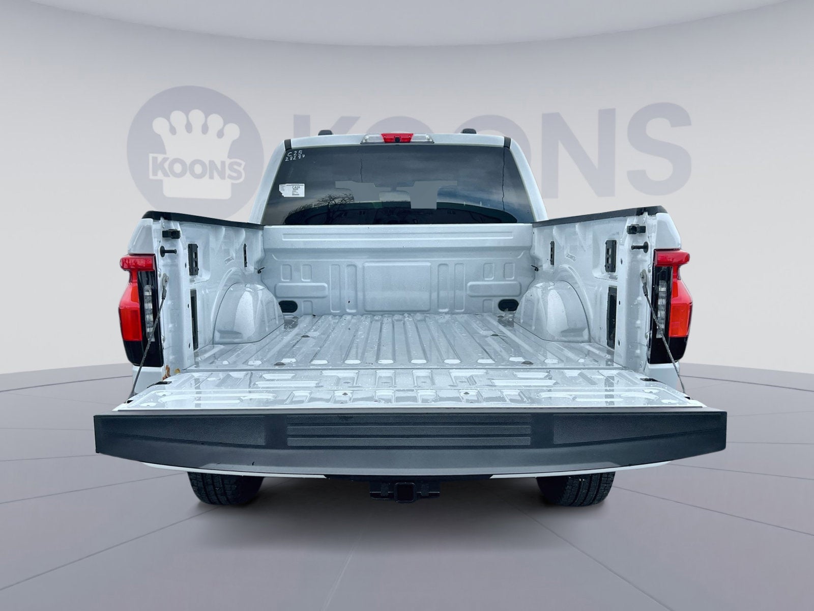 2025 Ford F-150 Lightning XLT