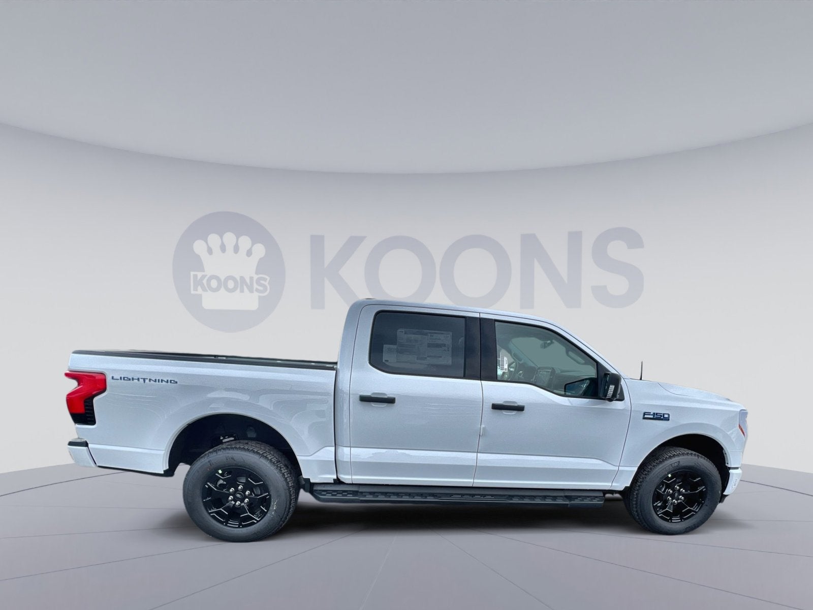 2025 Ford F-150 Lightning XLT