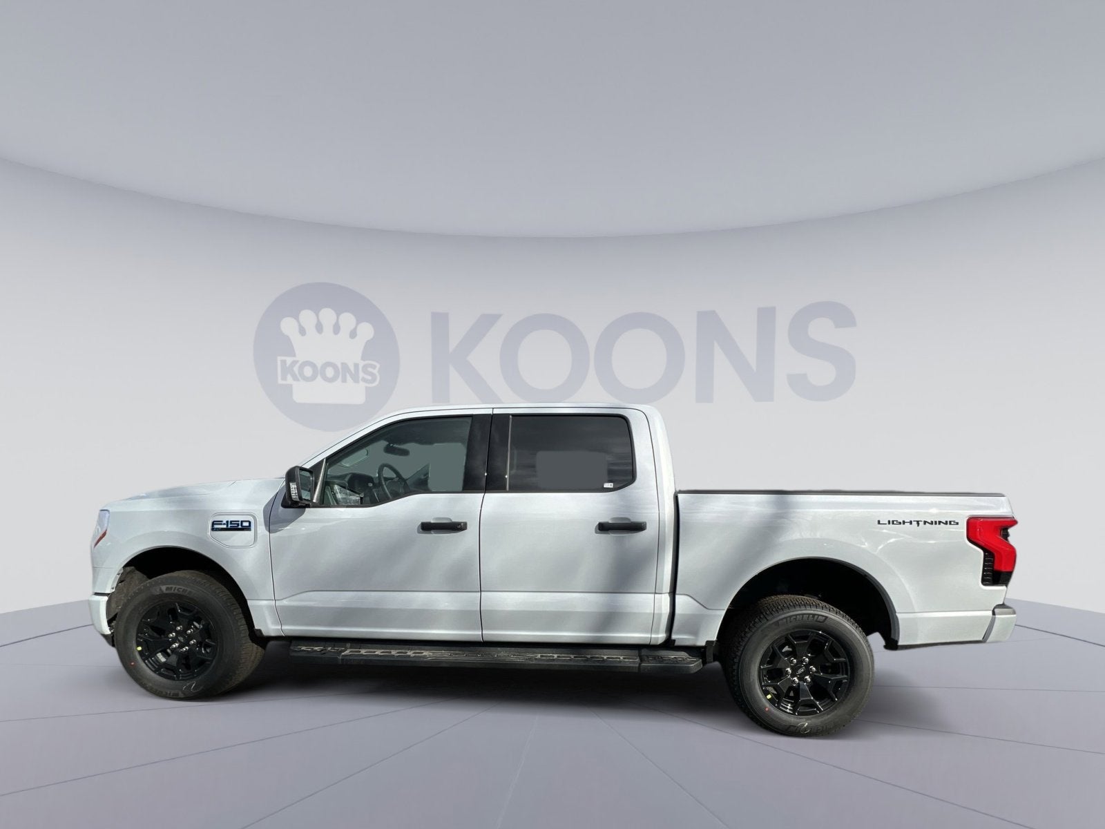 2025 Ford F-150 Lightning XLT