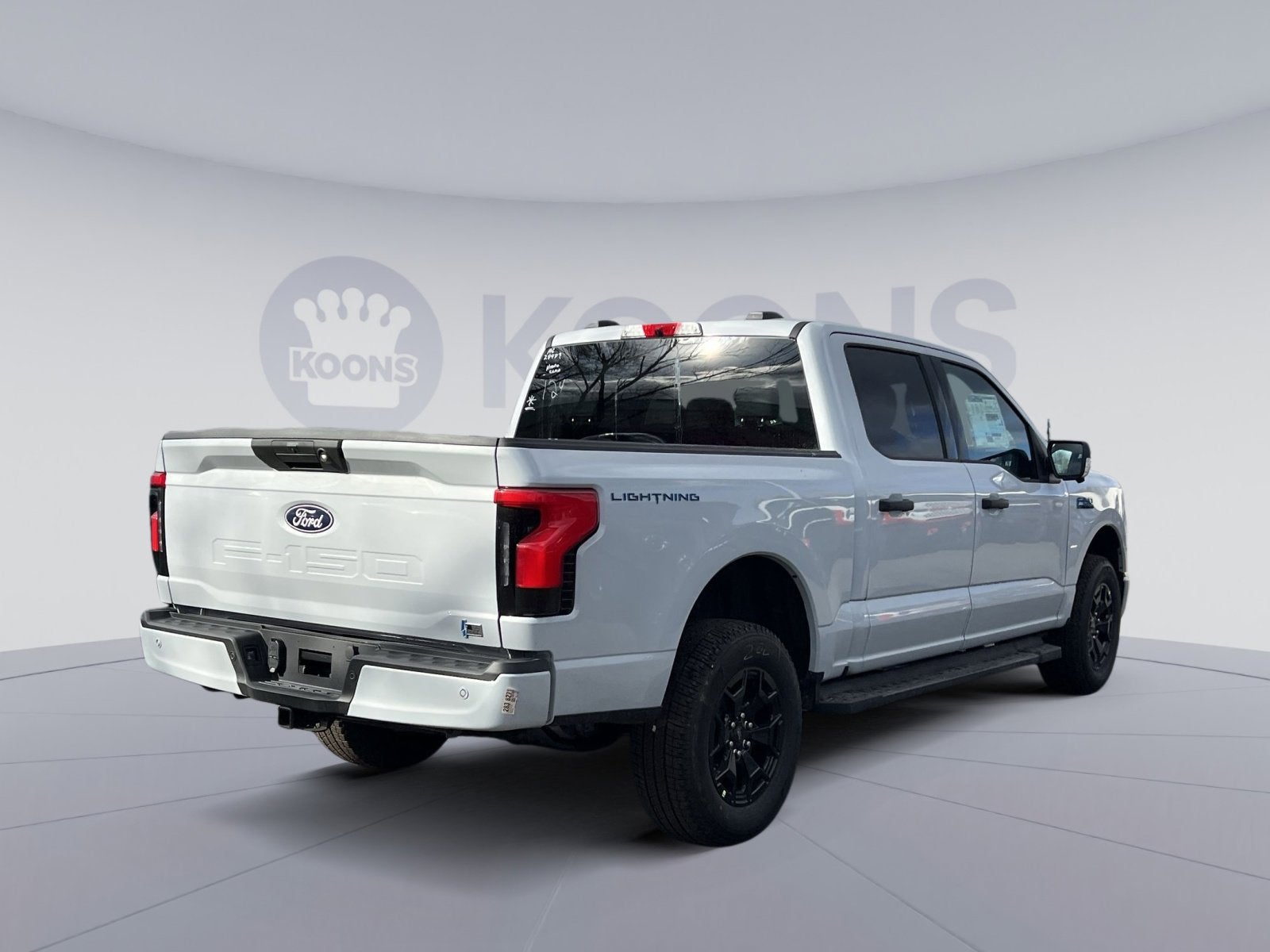 2025 Ford F-150 Lightning XLT