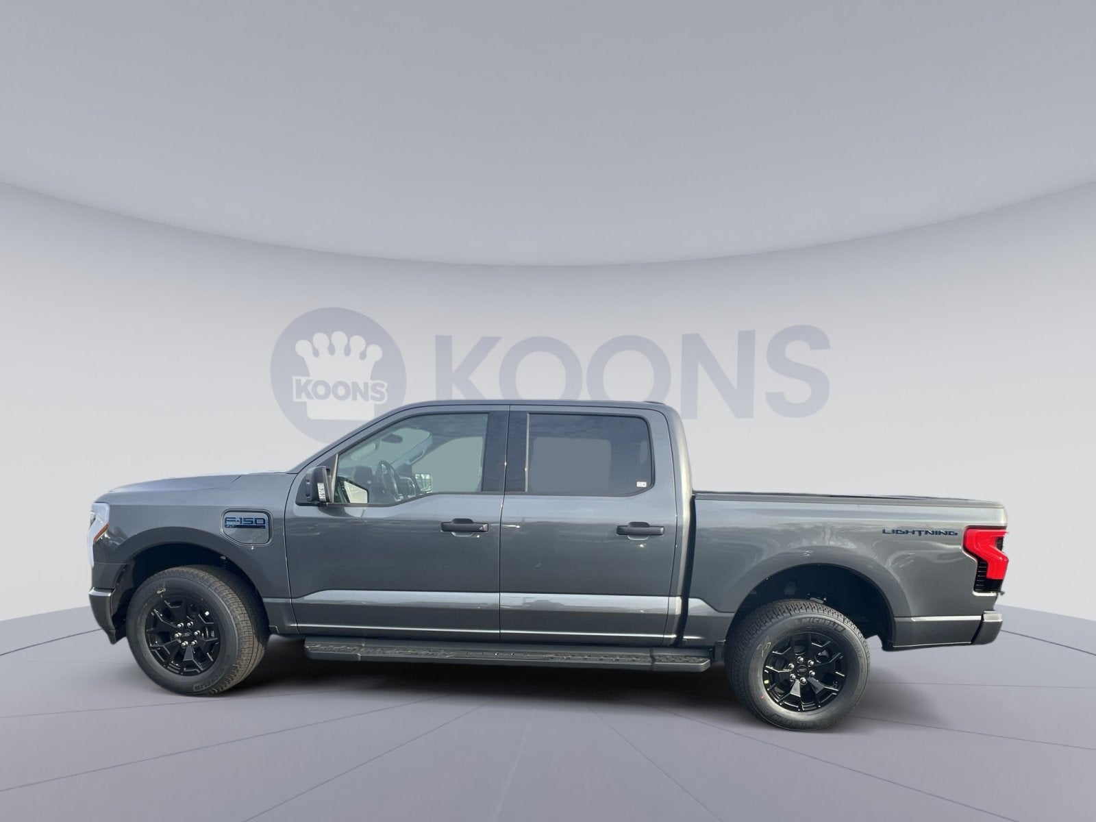 2025 Ford F-150 Lightning XLT