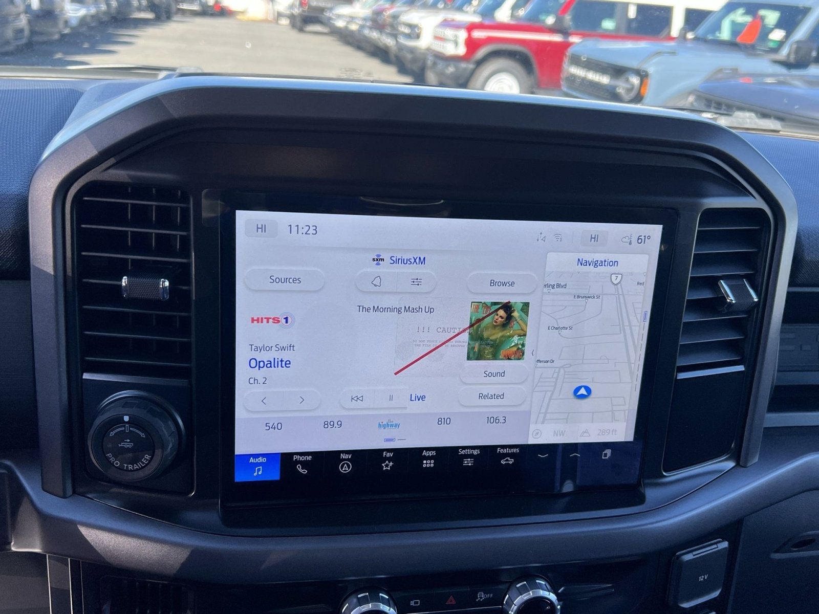 2025 Ford F-150 Lightning XLT